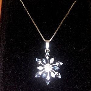 Kay Snowflake Necklace